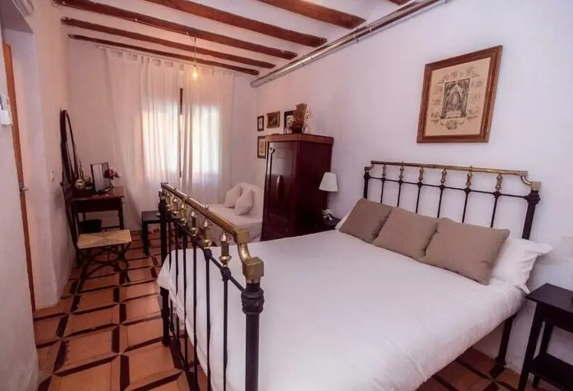 スタンダードトリプルルーム, La Casa De Félix