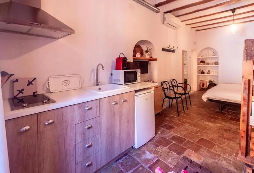 スタンダード4人部屋, La Casa De Félix