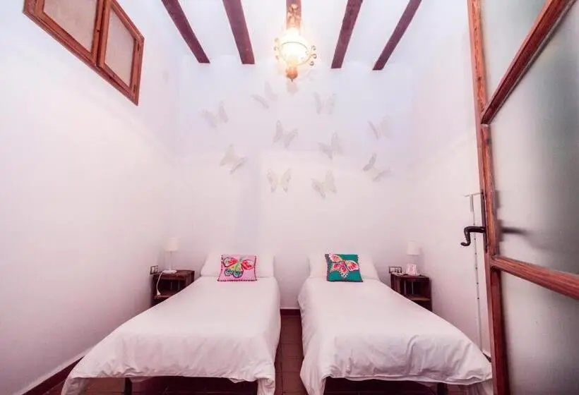 ファミリールーム, La Casa De Félix