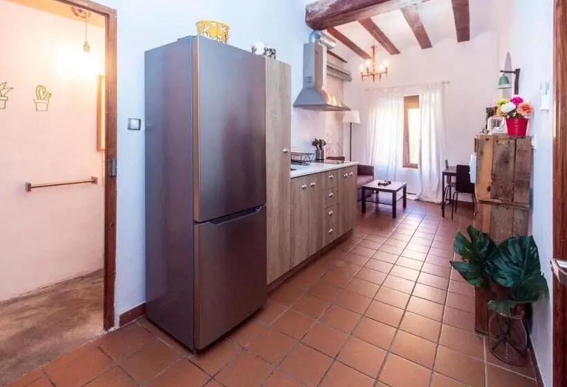 ファミリールーム, La Casa De Félix