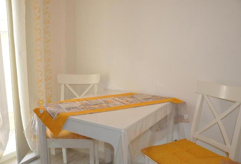 标准间带阳台, Brezza Di Mare Gaeta B&b