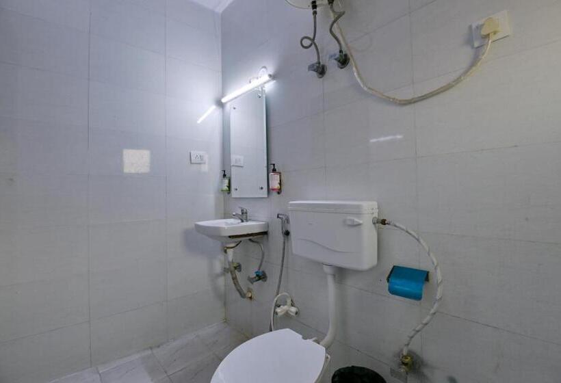 バルコニー付きデラックスルーム, Admire Inn Atta Market, Noida Sector 18