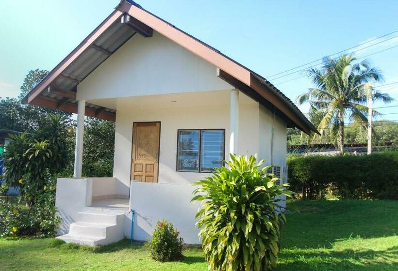 Standard Bungalow Sea View, Tk Beach Resort Koh Mak