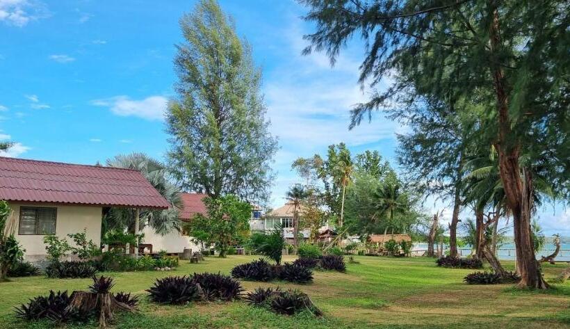 Standard Bungalow, Tk Beach Resort Koh Mak