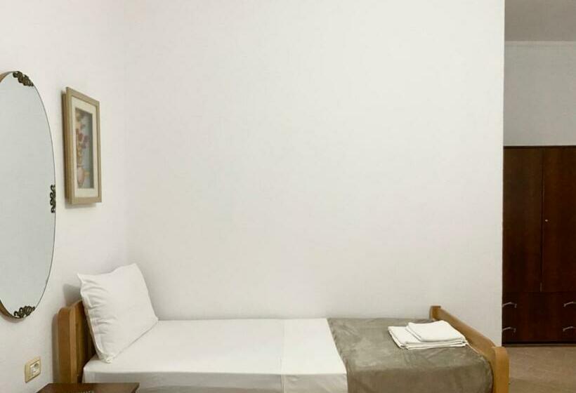 家庭间, Vila M Vera Rooms With Kitchen And Apartments