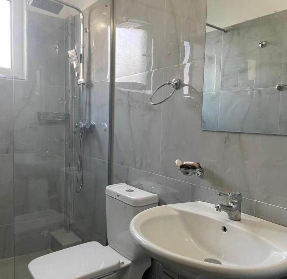 家庭间, Vila M Vera Rooms With Kitchen And Apartments