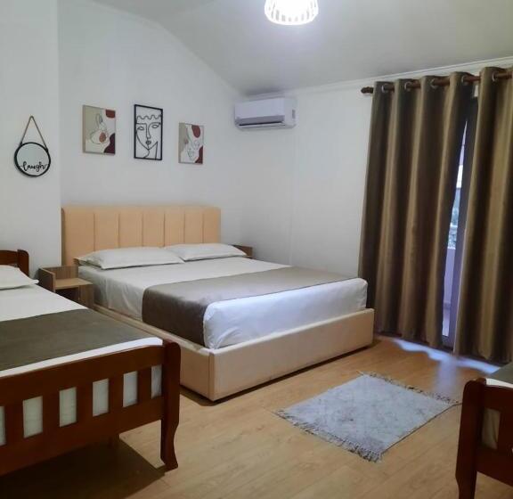 家庭间, Vila M Vera Rooms With Kitchen And Apartments
