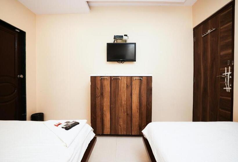 Familienzimmer, Airport Metro Near Chhatrapati Shivaji International Airport
