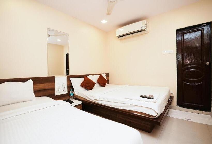 Familienzimmer, Airport Metro Near Chhatrapati Shivaji International Airport