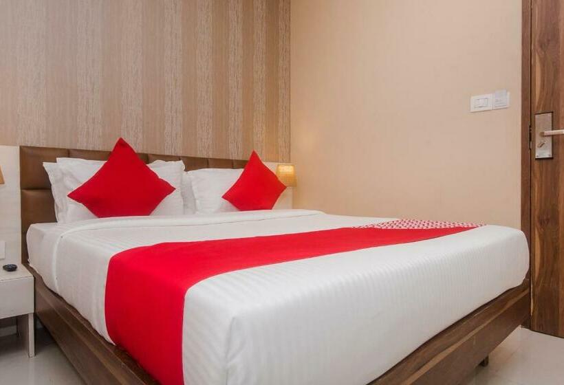 Standardzimmer, Airport Metro Near Chhatrapati Shivaji International Airport