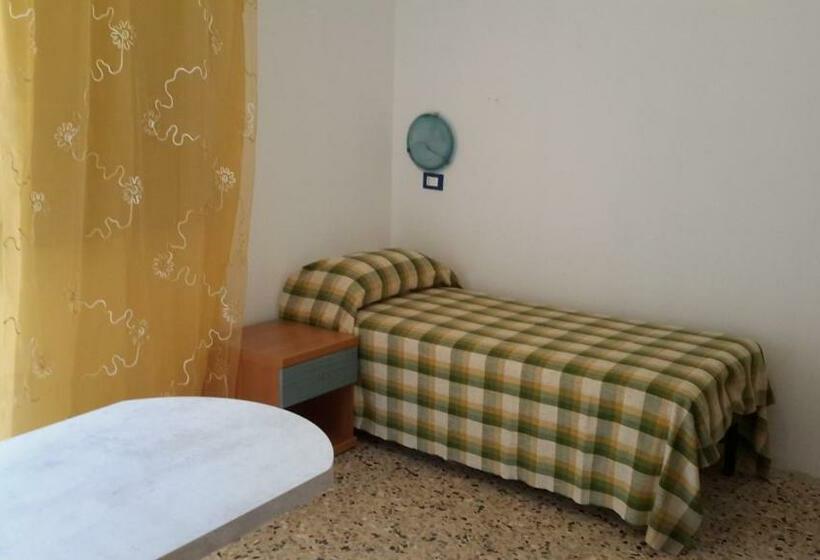 标准平房, Residence Hotel Baia Del Sole