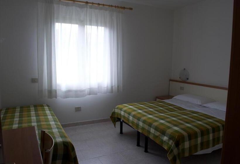 Номер Стандарт Трехместный, Residence Hotel Baia Del Sole