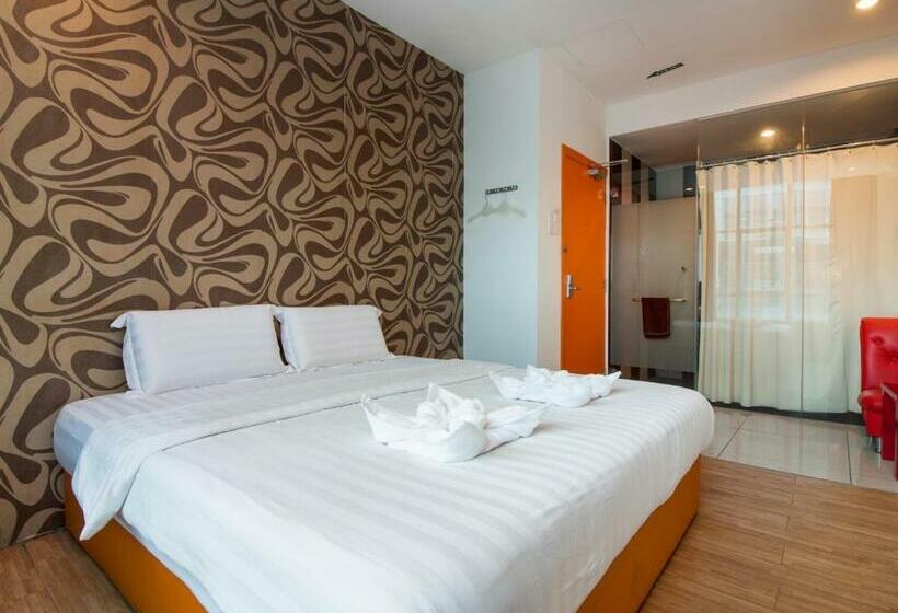 חדר סטנדרט עם מיטת קינג, 1 Hotel Taman Connaught