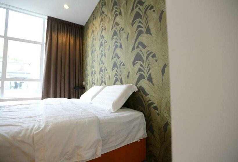 اتاق استاندارد با تخت بزرگ, 1 Hotel Taman Connaught