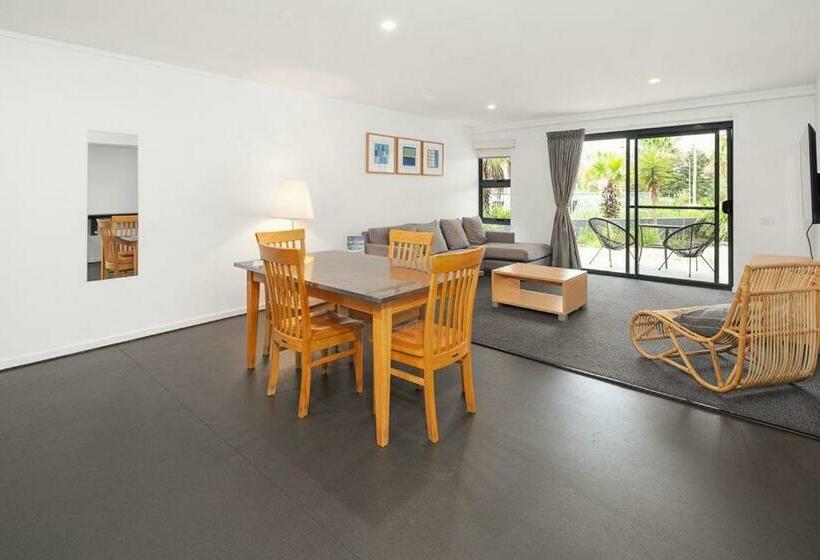 プールの見える1ベッドルームアパートメント, Corrigans Cove