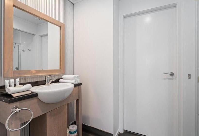 景色の見える一ベッドルームアパートメント, Corrigans Cove