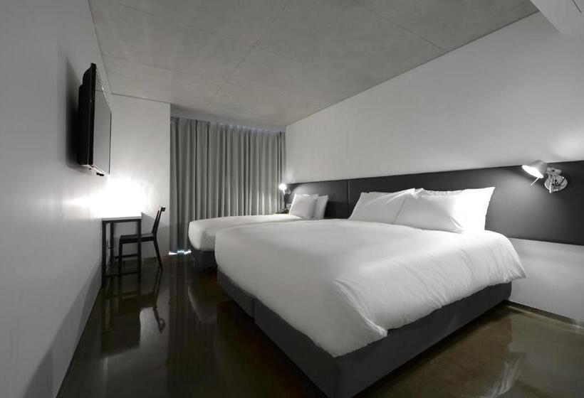 Quarto Familiar, Creto Hotel Myeongdong