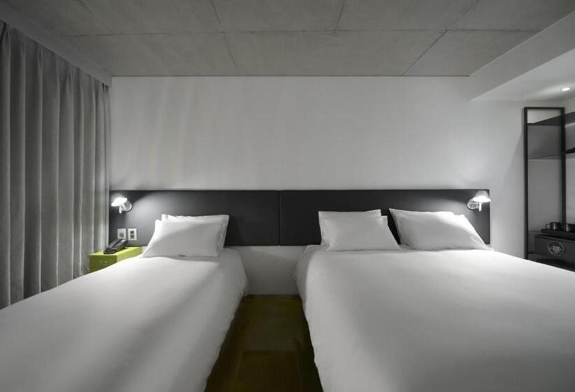Quarto Familiar, Creto Hotel Myeongdong