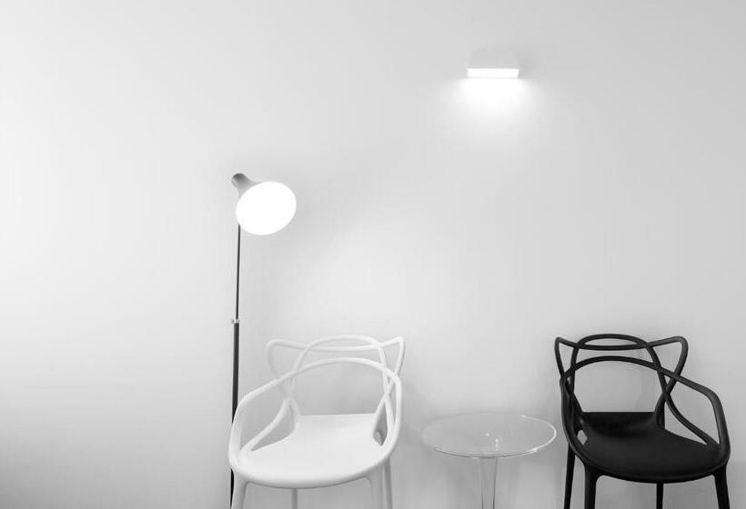 Quarto Triplo Estandar, Creto Hotel Myeongdong