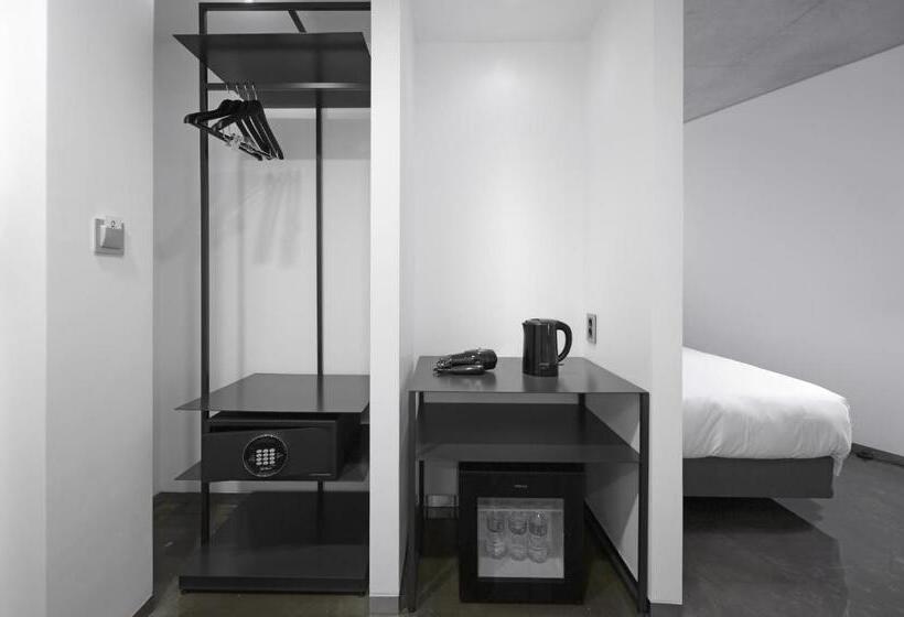 Quarto Triplo Estandar, Creto Hotel Myeongdong