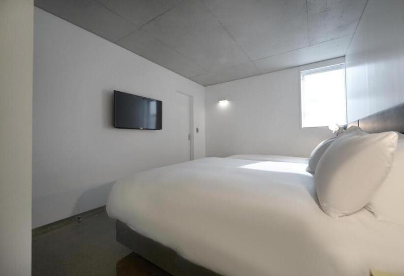 Quarto Familiar, Creto Hotel Myeongdong
