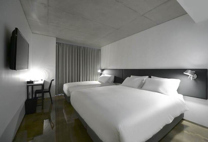 Quarto Familiar, Creto Hotel Myeongdong