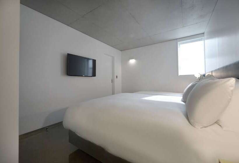 Quarto Familiar, Creto Hotel Myeongdong