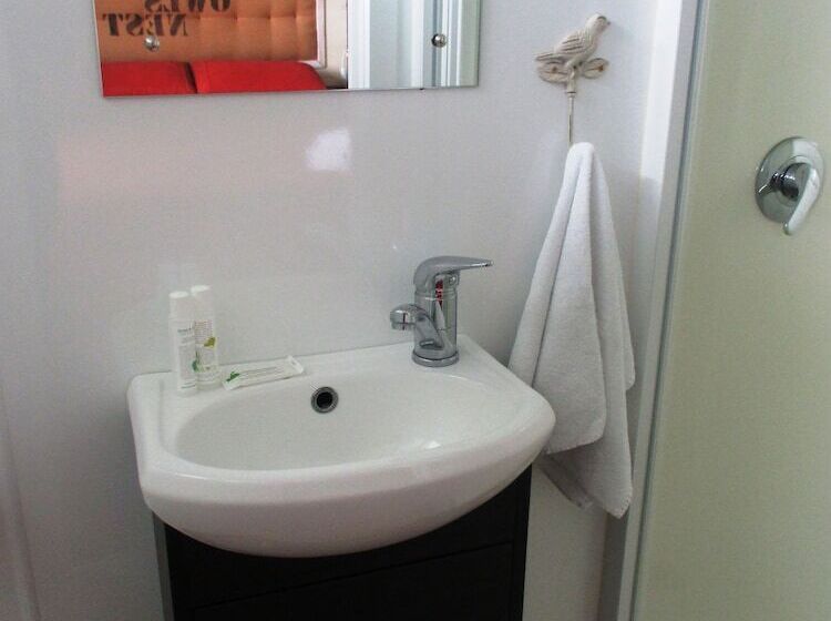 חדר סטנדרט, Fatowl Motel, Bar & Eatery