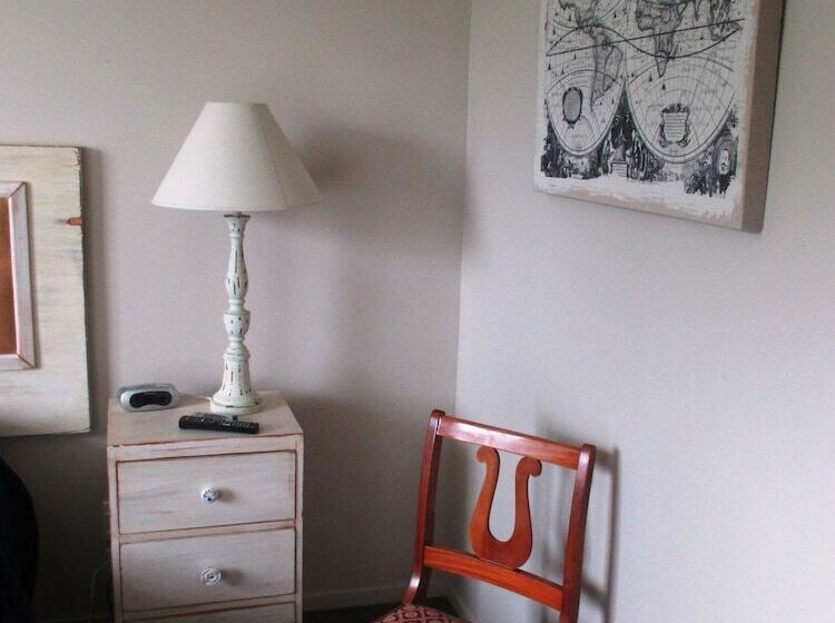 חדר סטנדרט, Fatowl Motel, Bar & Eatery