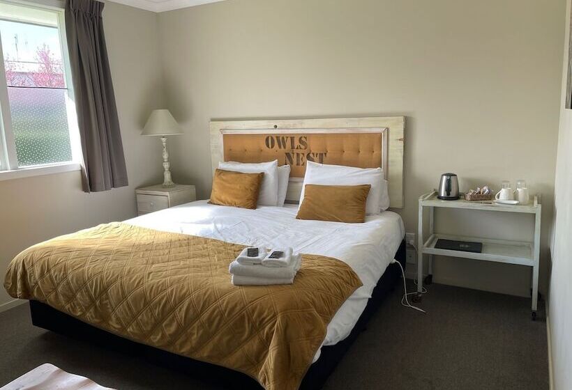 חדר סטנדרט, Fatowl Motel, Bar & Eatery