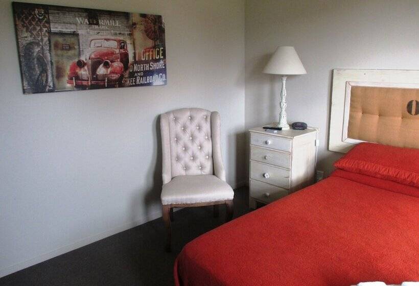 חדר סטנדרט, Fatowl Motel, Bar & Eatery