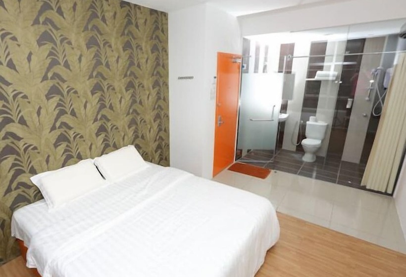 חדר דלוקס, 1 Hotel Taman Connaught