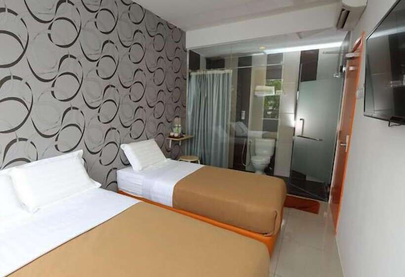 اتاق لوکس, 1 Hotel Taman Connaught
