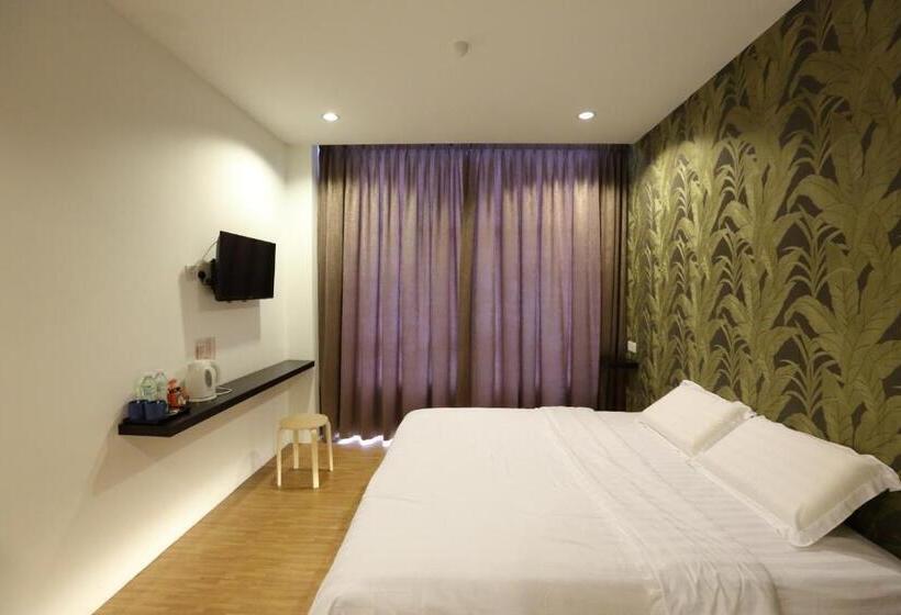 חדר סטנדרט עם מיטת קינג, 1 Hotel Taman Connaught