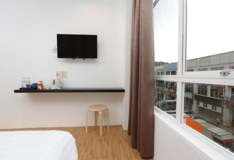 חדר סטנדרט עם מיטת קינג, 1 Hotel Taman Connaught