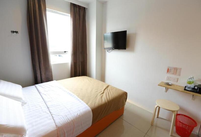 اتاق لوکس, 1 Hotel Taman Connaught