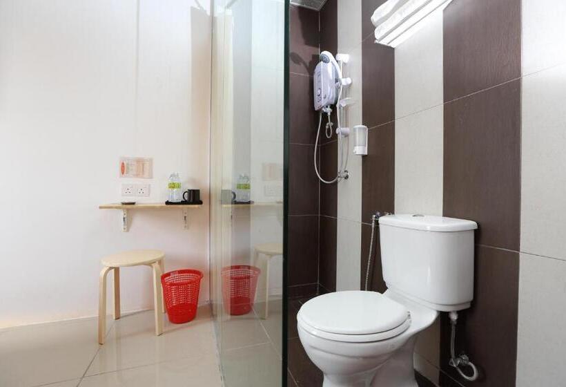 חדר דלוקס, 1 Hotel Taman Connaught