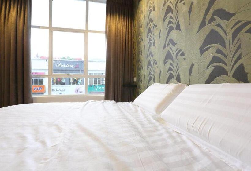 اتاق استاندارد با تخت بزرگ, 1 Hotel Taman Connaught