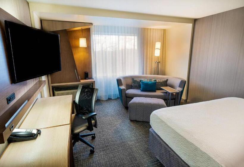 غرفة قياسية سرير كينج, Courtyard Largo Medical Center Drive