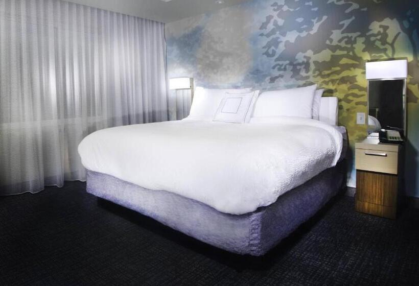 جناح سرير كينج, Courtyard Largo Medical Center Drive