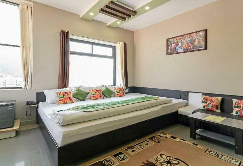 高级大房间, Treebo Raj Garden, Near Pushkar Lake