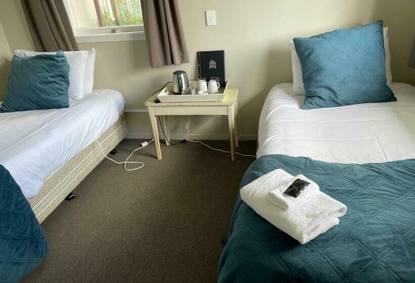 חדר סטנדרט, Fatowl Motel, Bar & Eatery