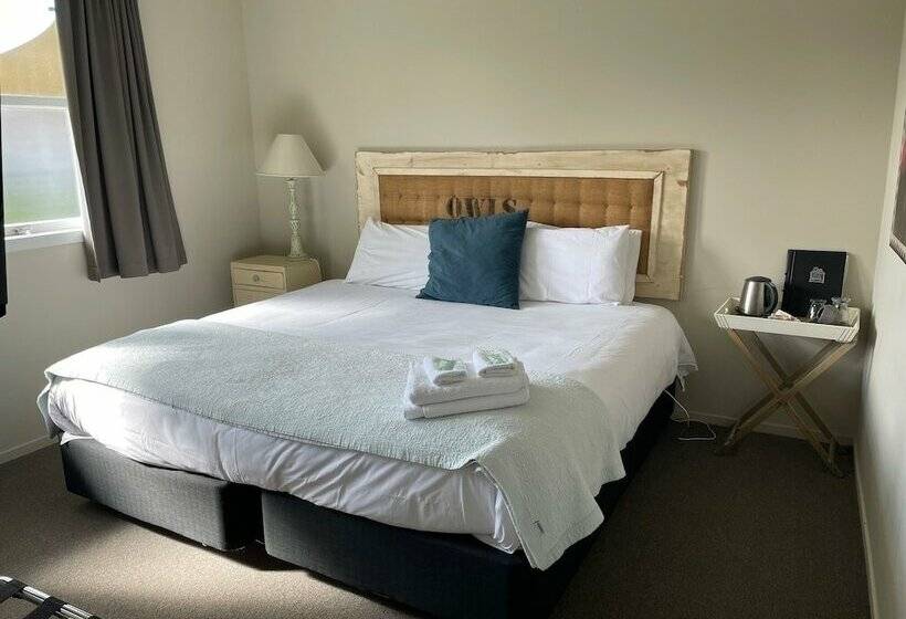 חדר סטנדרט, Fatowl Motel, Bar & Eatery