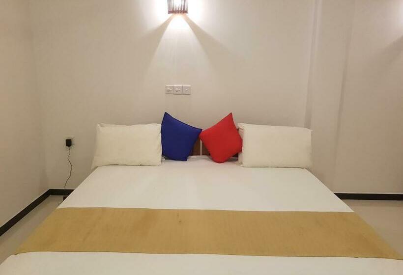Номер Deluxe Вид на Море, Catamaran Beach Home And Restaurant