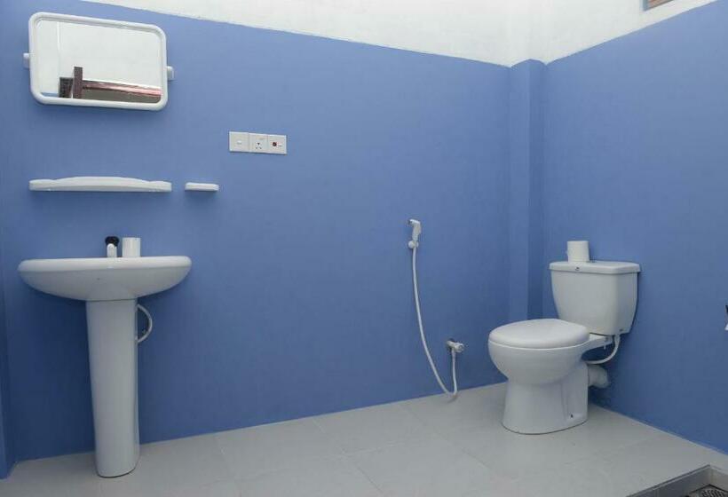 غرفة ديلوكس مطلّة علي البحر مزوَّدة بشُرفة, Catamaran Beach Home And Restaurant