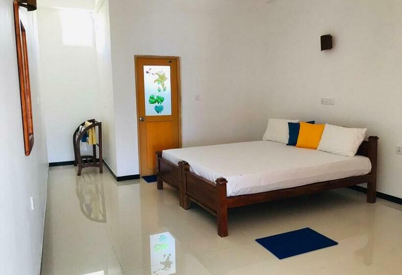 غرفة ديلوكس مطلّة علي البحر, Catamaran Beach Home And Restaurant