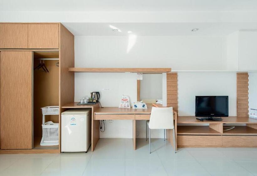 غرفة قياسية سرير كينج, Riski Residence Ngamwongwan