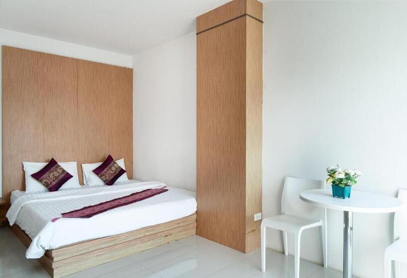 스탠다드 룸 킹사이즈 침대, Riski Residence Ngamwongwan