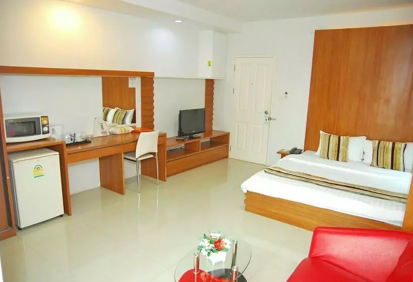 デラックスルーム, Riski Residence Ngamwongwan