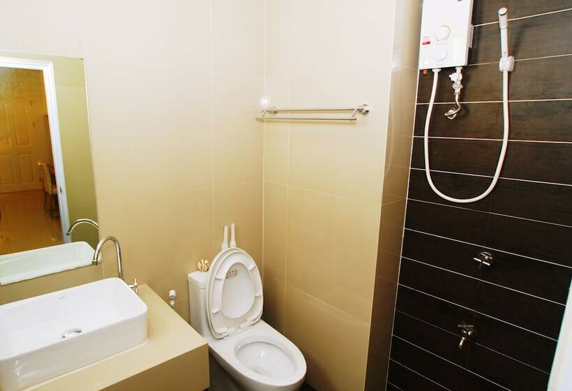 غرفة ديلوكس, Riski Residence Ngamwongwan